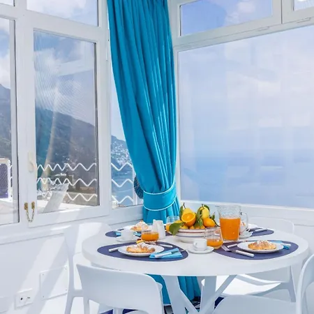 Aurora Luxury Seaview Hébergement de vacances *