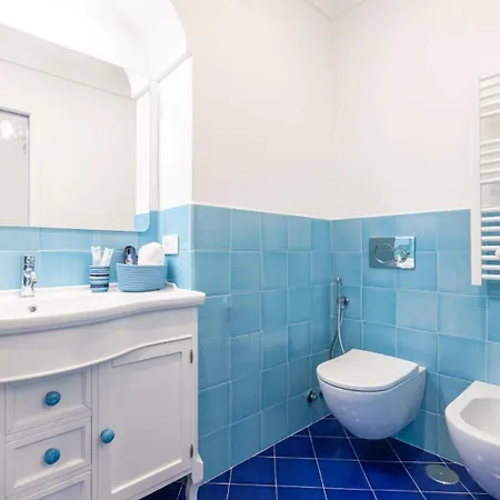 بيت للعطل Aurora Luxury Seaview *