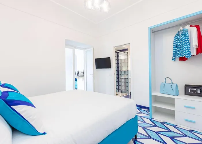 Aurora Luxury Seaview Holiday home *