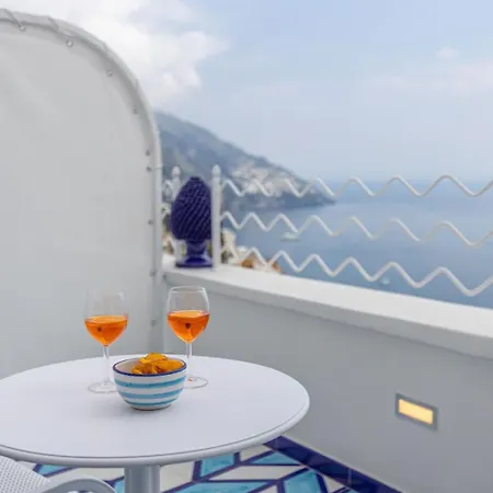 Aurora Luxury Seaview *